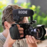 فیلمبردار و ادیتور حرفه ای