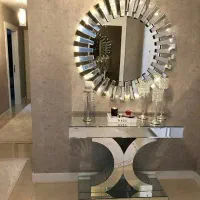 آیینه و کنسول