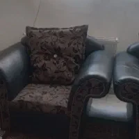 مبلمان ۷ نفره رنگ مشکی و قهوه ای