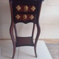 میز تلفن یا میز همه کاره