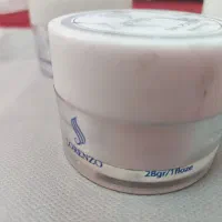 پودر و لیکویید کاشت ناخن|آرایشی، بهداشتی، درمانی|فولادشهر, C3|دیوار