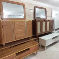 کنسول و اینه کلاسیک رنگی