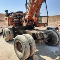راننده بیل مکانیکی
