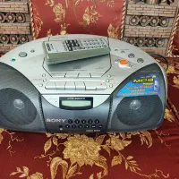 ضبط صوت سونی قابل حمل  CD، کاست، رادیو، کنترل‌دار