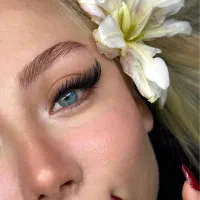 کاشت مژه موقت
