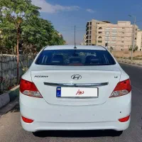 هیوندای اکسنت بلو 2014