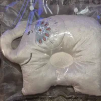 بالشت سر نوزاد