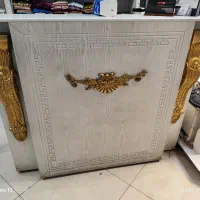 پیشخوان ومیز