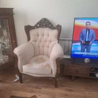 مبل استیل چوب گردو در حد نو|مبلمان خانگی و میز عسلی|تهران, شمس‌آباد|دیوار