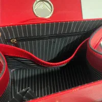 کیف مجلسی|کیف، کفش، کمربند|شیروان (خراسان), |دیوار