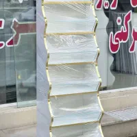 استند اجیل و شکلات