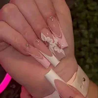 خدمات حرفه ای ارایشگری