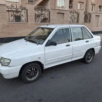 پراید ۱۳۲ بی رنگ