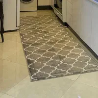 دو عدد فرش چهارمتری و سه متری