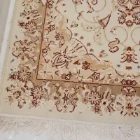 تعداد زیادی قالیچه و کناره و گلیم فرش|فرش|اراک, |دیوار