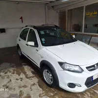 کوئیک r سفید مشکی