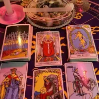 انواع فال های احساسی و کلی و کاری پذیراییم.