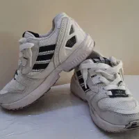 کتونی بچه ۳ مدل