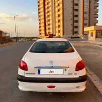 پژو ۲۰۶ sd صندوقدار سفید مدل ۹۶