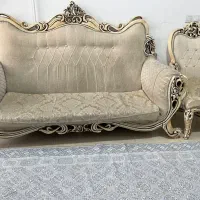 مبل هفت نفره نشیمن سه نفره نیاز به تعمیر