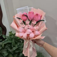 دسته گل و باکس گل پیپ پاکنی