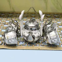 قوری و فنجان