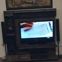 میز تلویزیون در حد نو