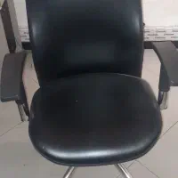 صندلی اداری مدل نیو