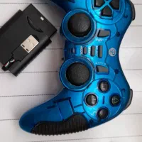 یک دستگاه پلی استیشن 2