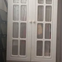 کمد بچه سالم تمیز