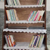 کتابخانه بزرگ و چرخدار