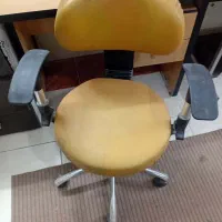 میز و کمد