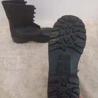 پوتین چرم بهمن