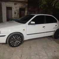 خودرو سمند همراه با راننده