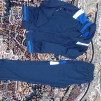 کفشورزشیلباسورزشیگرمکن اورکتدستکشکلاه|لباس|سراوان, |دیوار