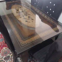 میز نهار خوری شش نفره کار کرده