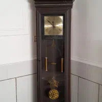 ساعت ایستاده