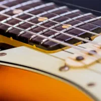 آموزش گیتار کلاسیک و الکتریک