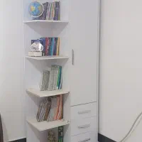 کمد و کتابخانه