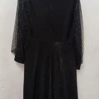 لباس مجلسی|لباس|رشت, عینک|دیوار