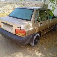 سواری پراید مدل 86 بی رنگ ولی آفتاب سوختگی دارد