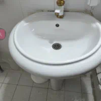 روشویی همراه با آینه و جا صابونی|لوازم سرویس بهداشتی|سنندج, |دیوار