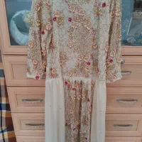 لباس سقزی در حد نو|لباس|قروه, |دیوار