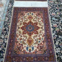 فرش دستباف ۱/۵ در ۲/۵ متری