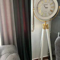 ساعت پایه دار(ایستاده)