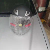 کلاه ایمنی نو استفاده نشده اصلا