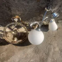 لوستر اشپزخانه یکی لاله هست و دیگری شه شعله