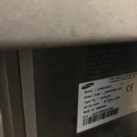 تلویزیون ال سی دی  سامسونگ ۴۰ اینچ و میز تی وی|تلویزیون و پروژکتور|تهران, فرمانیه|دیوار