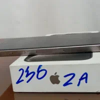 اپل iPhone 15 Pro Max با حافظهٔ ۲۵۶ گیگابایت