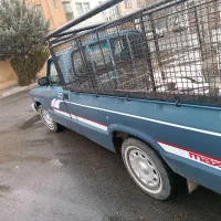 مزدا 2000تک کابین